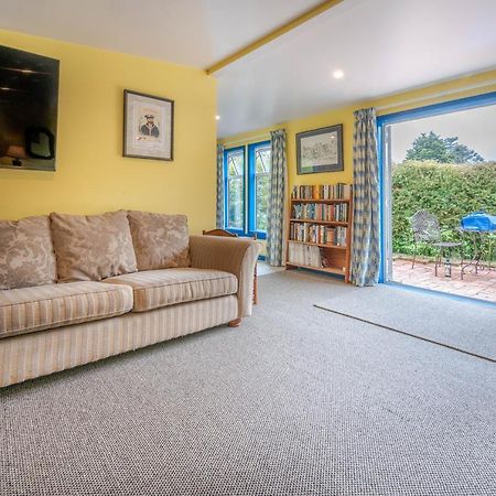 Matagouri Cottage - Port Levy Holiday Home 外观 照片