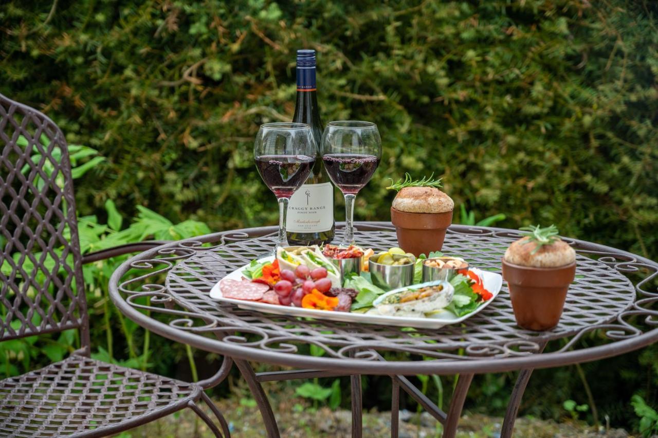 Matagouri Cottage - Port Levy Holiday Home 外观 照片