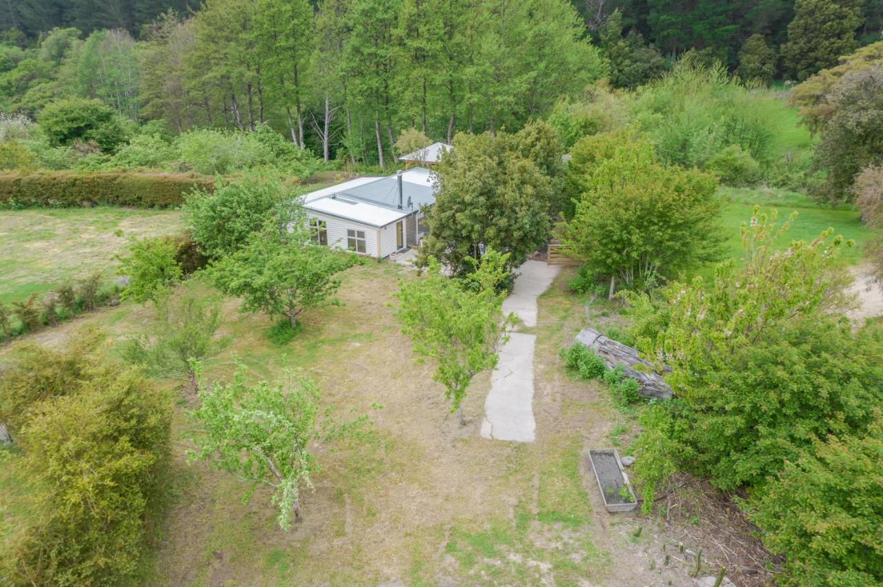 Matagouri Cottage - Port Levy Holiday Home 外观 照片